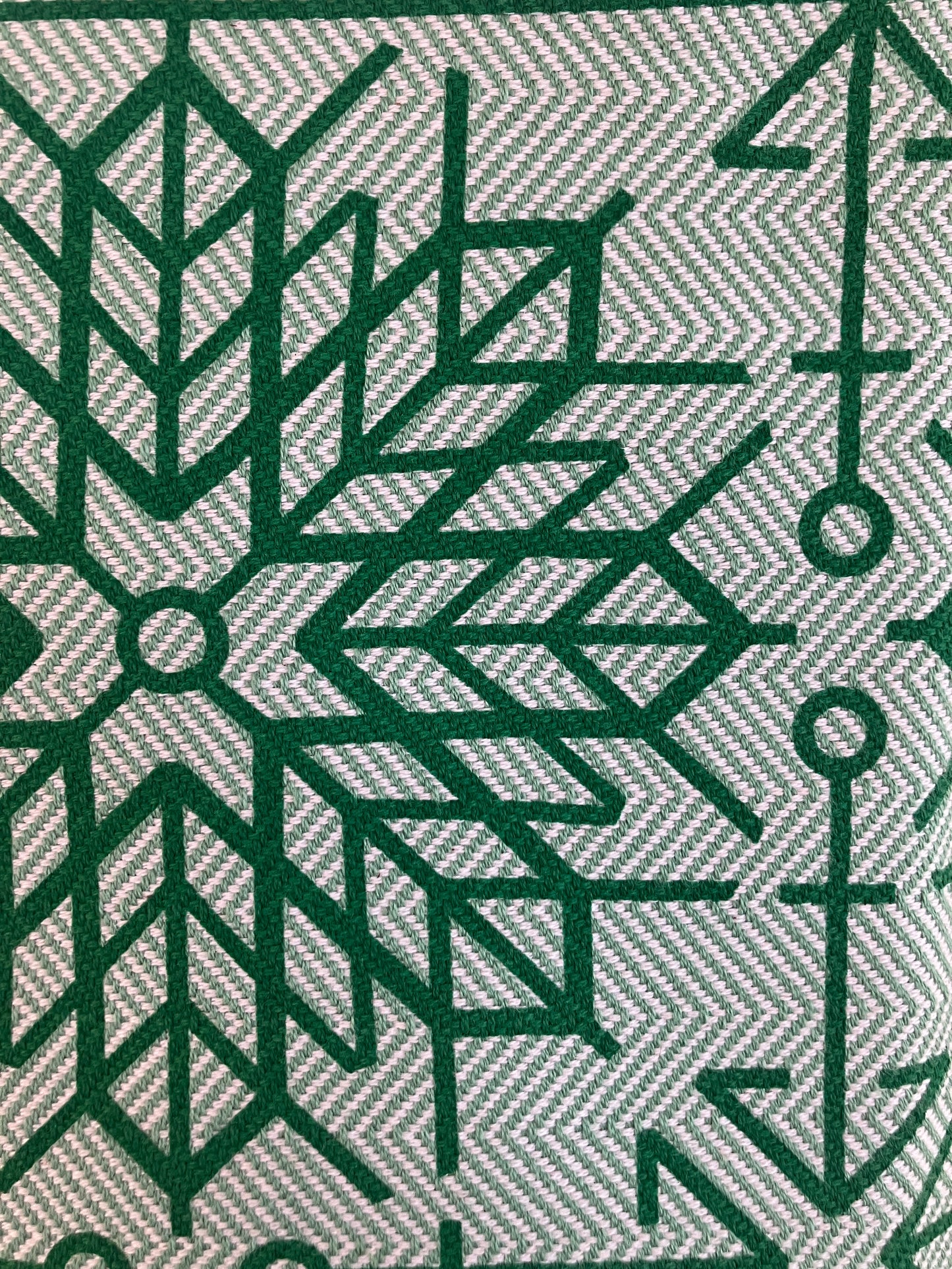 Strandteppich nach Original-Entwürfen der Vorpommerschen Fischerteppiche - Stranddistel Grün