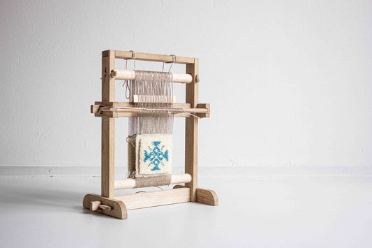 Knüpfkiste: DIY-Kit zum Knüpfen eines Fischerteppichs