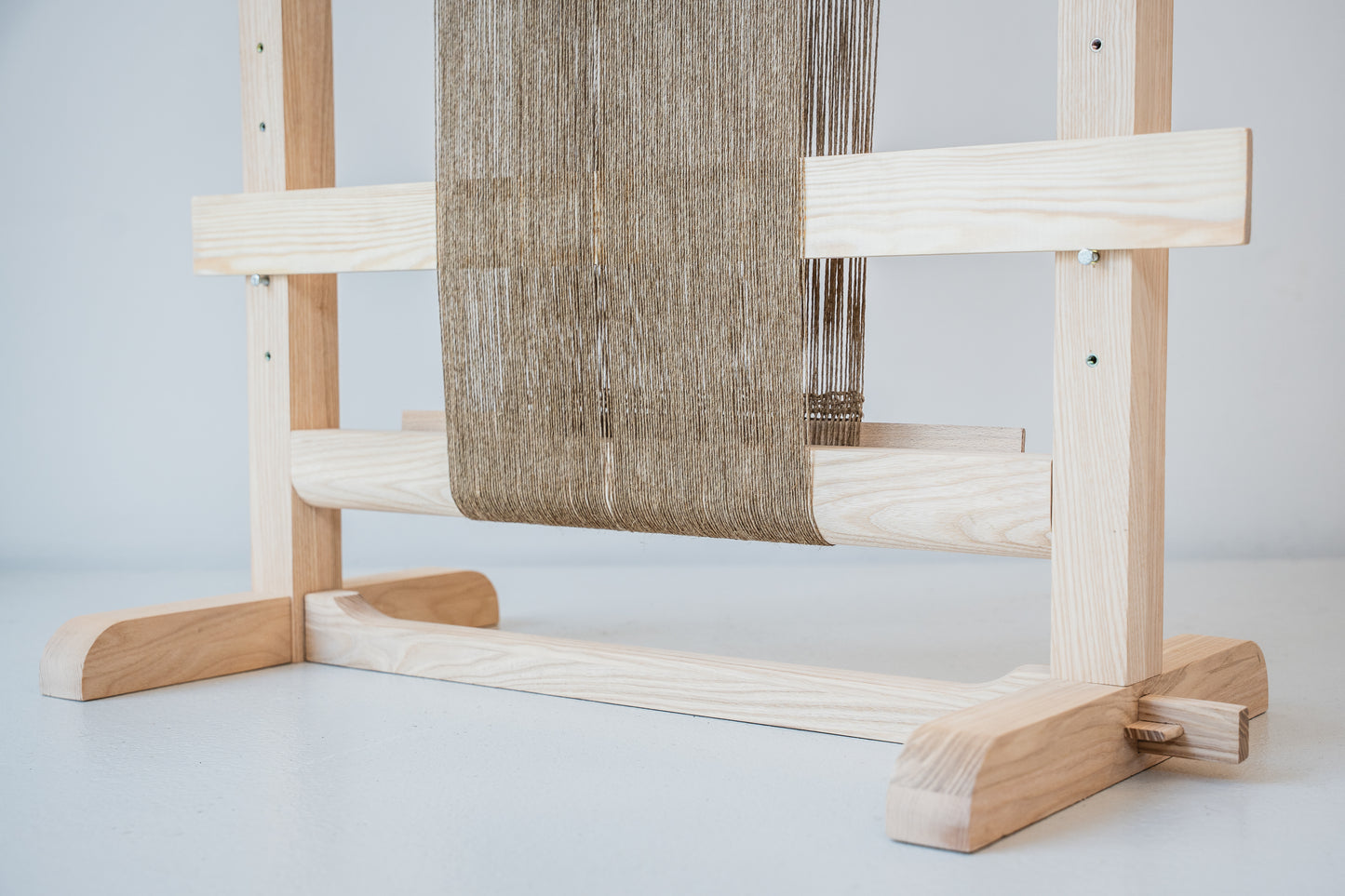 MIDI Knüpfstuhl zum Knüpfen von (Fischer)teppichen