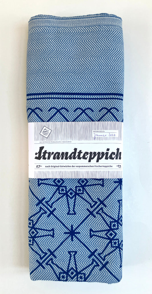 Strandteppich nach Original-Entwürfen der Vorpommerschen Fischerteppiche - Sternfisch Blau
