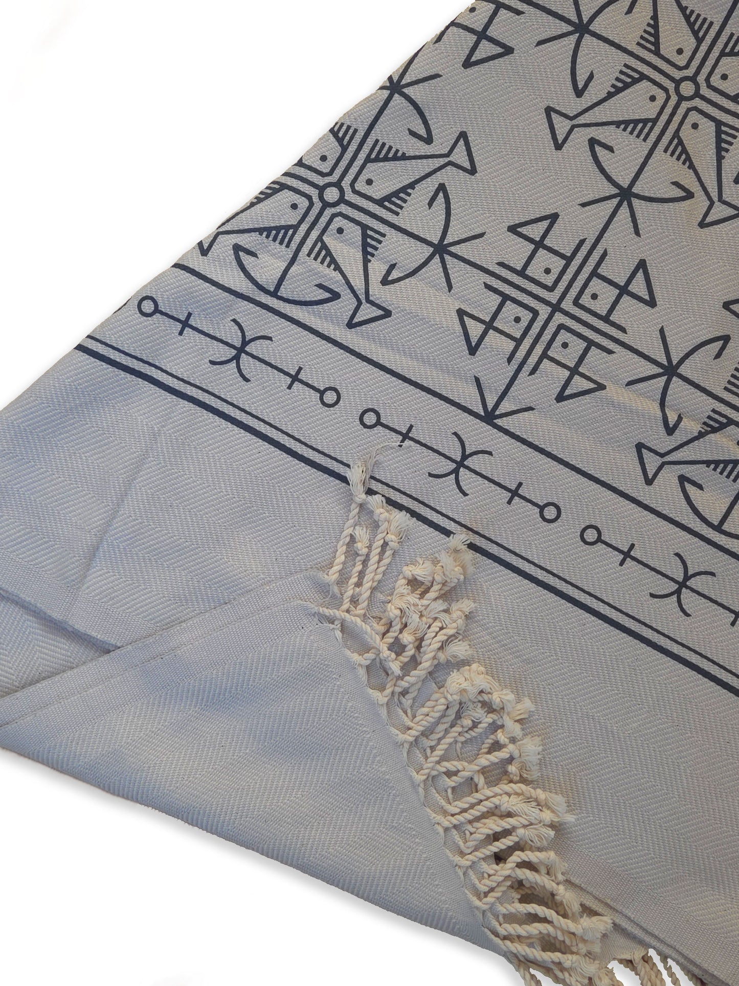 Strandteppich nach Original-Entwürfen der Vorpommerschen Fischerteppiche - Vierfisch -Sandfarben